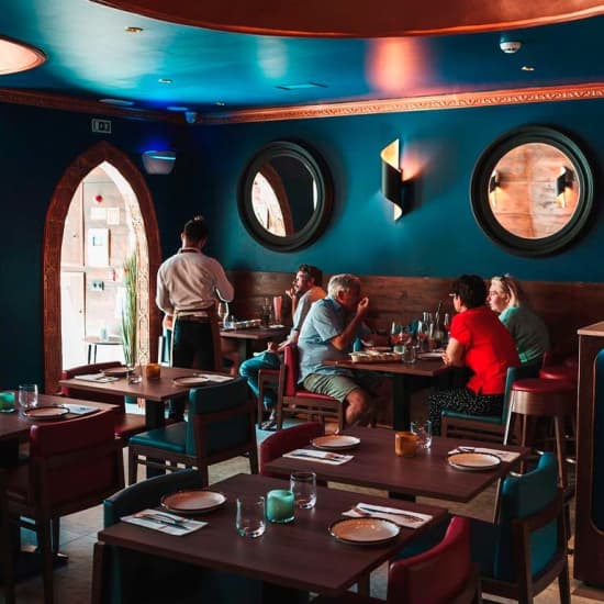 Official cover of the event Oven: viaja pelos sabores da Índia e do Nepal ao almoço